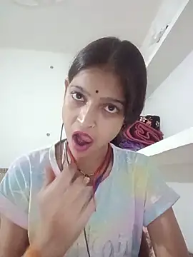 Snapshot of Mohnicute chatting on 14, 5, 2026 Mohnicute online show from 14, 5, 2026