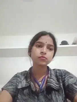 Snapshot of Mohnicute chatting on 27, 5, 2026 Mohnicute online show from 27, 5, 2026