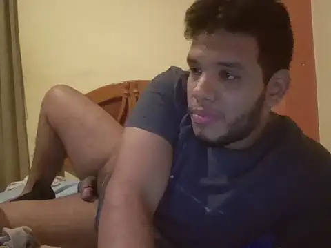 Snapshot of josecamsex27 chatting on 16, 5, 2026 josecamsex27 online show from 16, 5, 2026