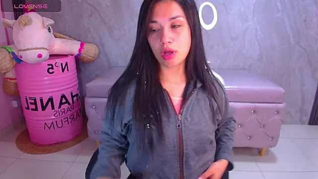 Violetta jhonson a online show from 18, 12, 2025