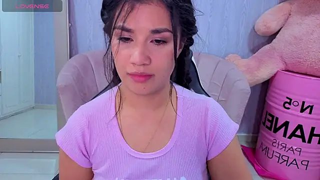 Snapshot of Violetta_jhonson_a chatting on 10, 2, 2026 Violetta jhonson a online show from 10, 2, 2026