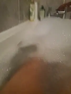 Adam11699 online show from 17, 12, 2025