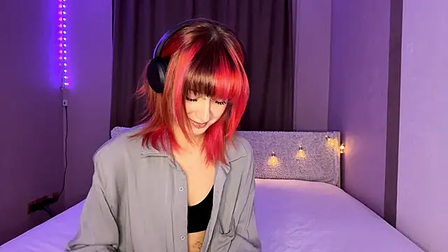 EmilySkyline online show from 8, 1, 2026