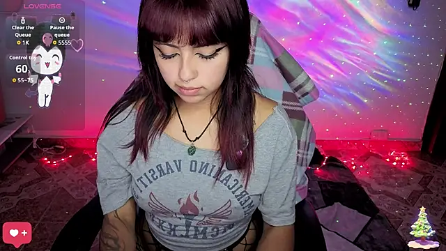 Snapshot of Melody_Ghot chatting on 20, 11, 2025 Melody Ghot online show from 20, 11, 2025