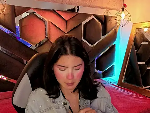 Brandy collinss online show from 5, 4, 2026