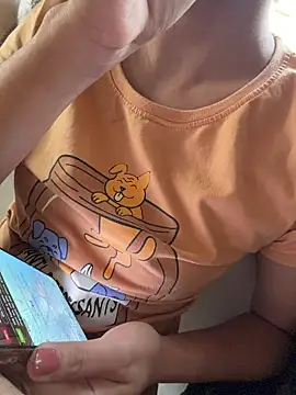 Snapshot of Desire_Lu chatting on 3, 12, 2025 Desire Lu online show from 3, 12, 2025