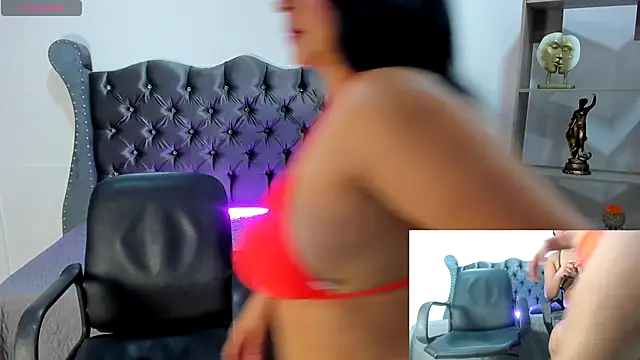 Ruby Rousee online show from 13, 11, 2025