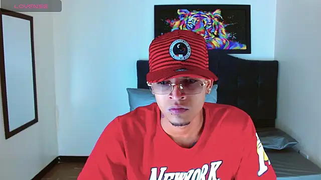Snapshot of Isaacas_ chatting on 20, 11, 2025 Isaacas online show from 20, 11, 2025