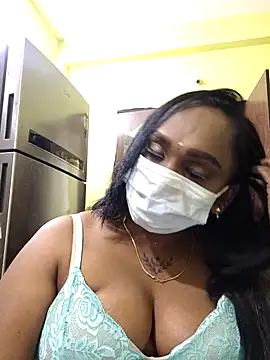 Dharshini98 online show from 13, 2, 2026