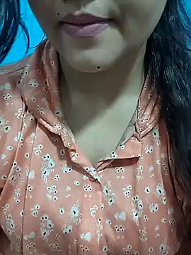 Cute Ayushii online show from 3, 7, 2026