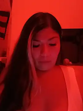 Snapshot of LatinaCalienteMilf chatting on 7, 8, 2026 LatinaCalienteMilf online show from 7, 8, 2026