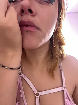 NinaSakura Eup online show from 18, 11, 2025