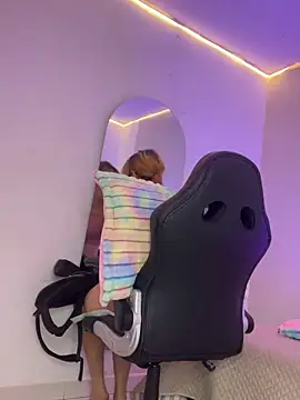 NinaSakura Eup online show from 14, 12, 2025