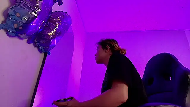 NinaSakura Eup online show from 3, 2, 2026