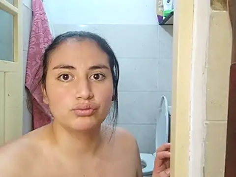 White Queen 1 online show from 14, 12, 2025