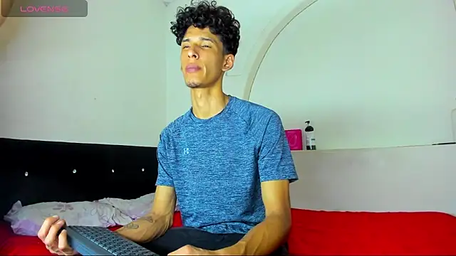 kaiborman00 online show from 2, 3, 2026