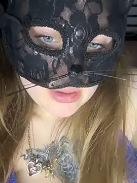 secretcouple 00 online show from 3, 4, 2026