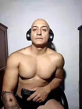 Snapshot of nicolssssssssss chatting on 13, 11, 2025 nicolssssssssss online show from 13, 11, 2025