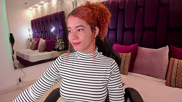 avrilwaynee online show from 28, 11, 2025