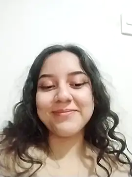 Snapshot of chibi_love chatting on 14, 11, 2025 chibi love online show from 14, 11, 2025