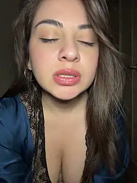 Snapshot of Lovynna chatting on 22, 5, 2026 Lovynna online show from 22, 5, 2026
