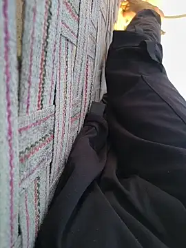 Ritik143jhil online show from 20, 12, 2025