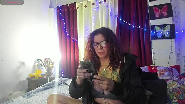 OpheliA TintA online show from 21, 11, 2025