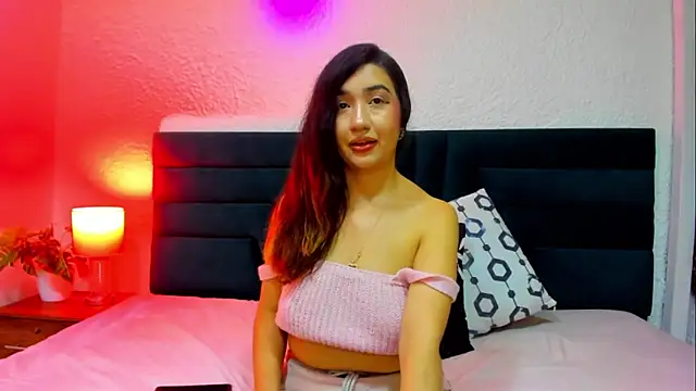 VictoriaRouge  online show from 3, 3, 2026