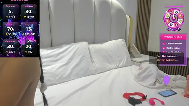 Snapshot of roxyflame_ chatting on 24, 4, 2026 roxyflame online show from 24, 4, 2026