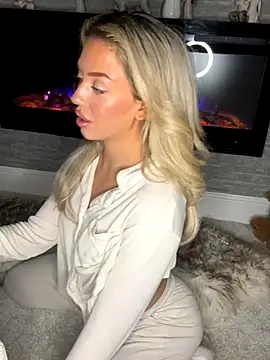 peachcindyy online show from 16, 11, 2025