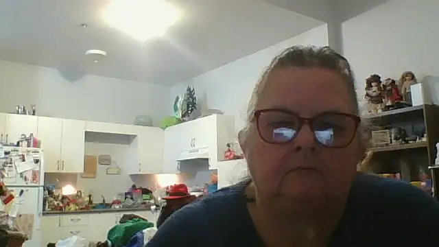 TiguhguhrsRose online show from 19, 11, 2025