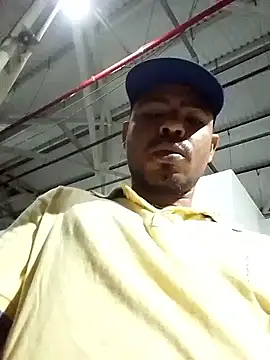 Snapshot of morenoosafado18cm chatting on 25, 11, 2025 morenoosafado18cm online show from 25, 11, 2025