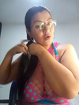 Snapshot of CelesteAlvarez1989 chatting on 24, 5, 2026 CelesteAlvarez1989 online show from 24, 5, 2026