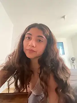 Snapshot of Monica17 chatting on 21, 5, 2026 Monica17 online show from 21, 5, 2026