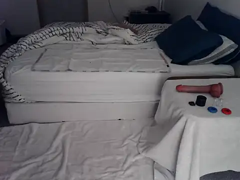 Redheadstud online show from 14, 1, 2026