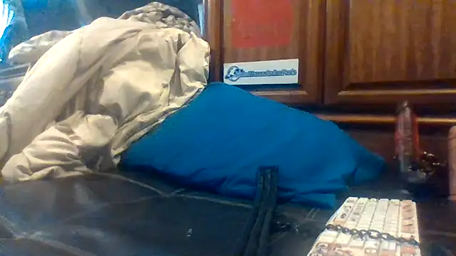 Snapshot of dickencidr chatting on 7, 6, 2026 dickencidr online show from 7, 6, 2026