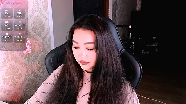 Emma Uilson online show from 6, 3, 2026