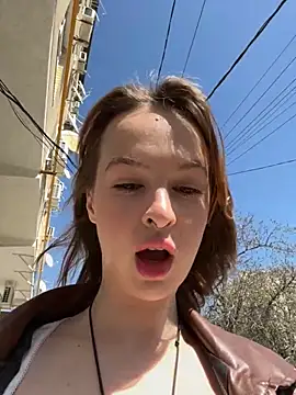 hani obsessed online show from 17, 4, 2026