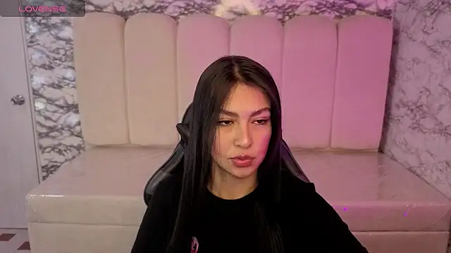 Snapshot of Maleja_v_ chatting on 3, 12, 2025 Maleja v online show from 3, 12, 2025