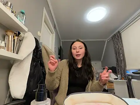 Snapshot of Lockig chatting on 26, 11, 2025 Lockig online show from 26, 11, 2025