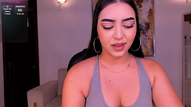 SophieLanne online show from 8, 6, 2026