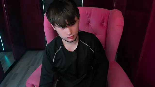 Snapshot of AlejandroEllias chatting on 3, 3, 2026 AlejandroEllias online show from 3, 3, 2026