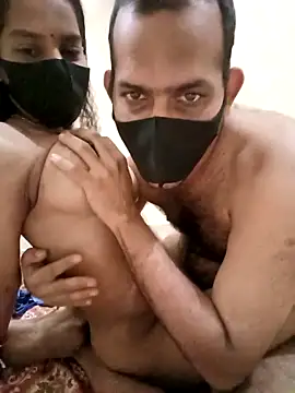 Snapshot of Desi_Hot_Queen chatting on 16, 11, 2025 Desi Hot Queen online show from 16, 11, 2025