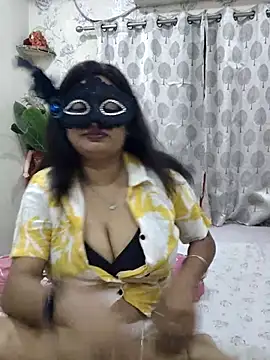 Cute-richa1 online show from 18, 4, 2026