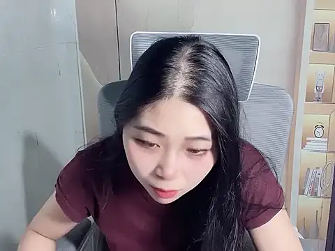 Lousii online show from 1, 12, 2025