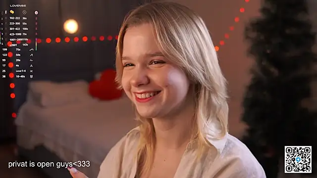 PhillisEsplin online show from 21, 12, 2025