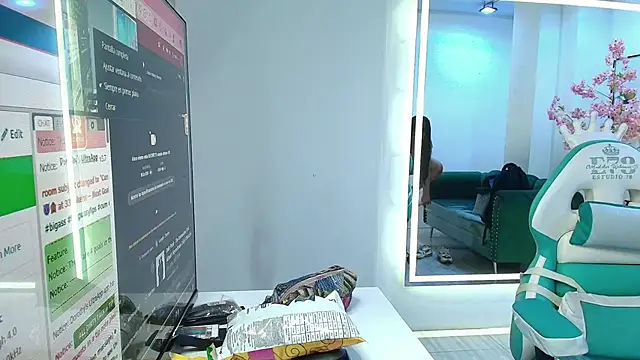 Gemma bellini online show from 4, 12, 2025