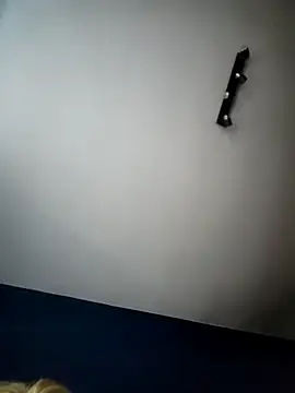 NaughtyClaudia  online show from 18, 11, 2025