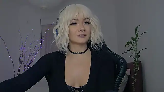 MiniMuse online show from 3, 12, 2025