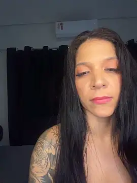 biadominatrix online show from 26, 5, 2026